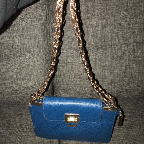 Ivanka Trump Handbag - Picture 3 of 7